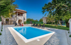 Stunning home in Rojnici with Outdoor swimming pool, WiFi and 2 Bedrooms